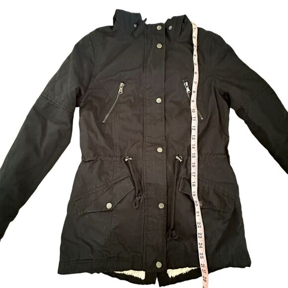 Tally Weijl ~ outerwear collection ~ black overcoat with plush lining ~ size 34 - Picture 9 of 14